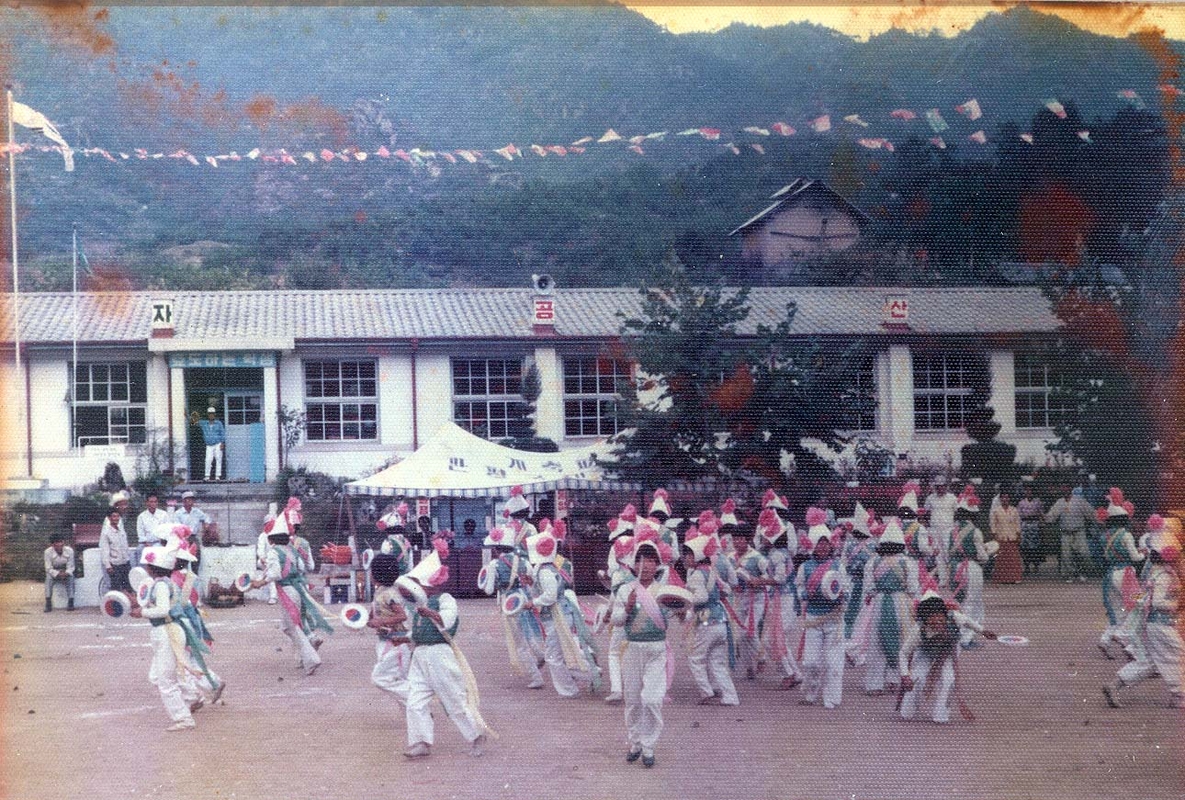 가을운동회(77년-2).jpg
