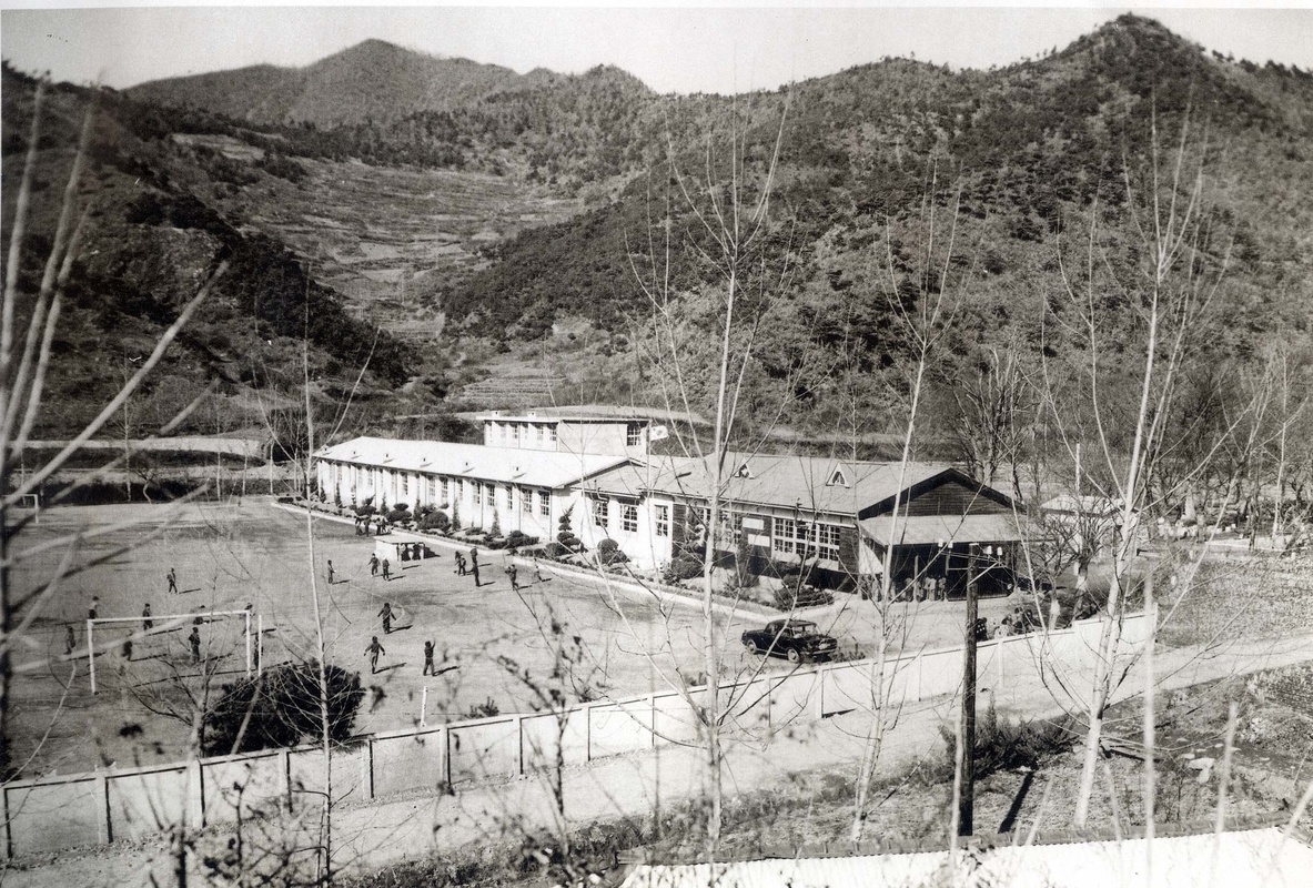 학교전경2(78').jpg
