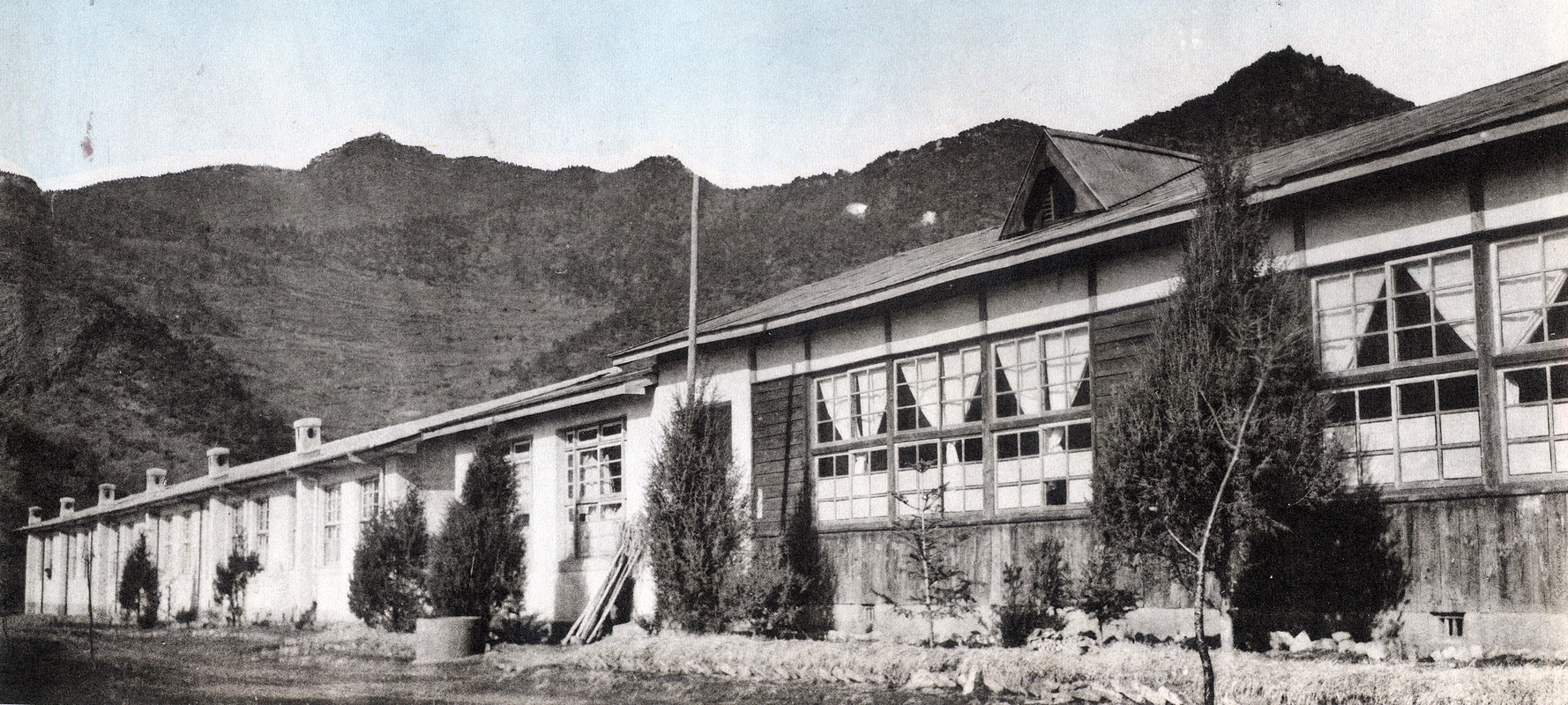 학교전경(68').jpg