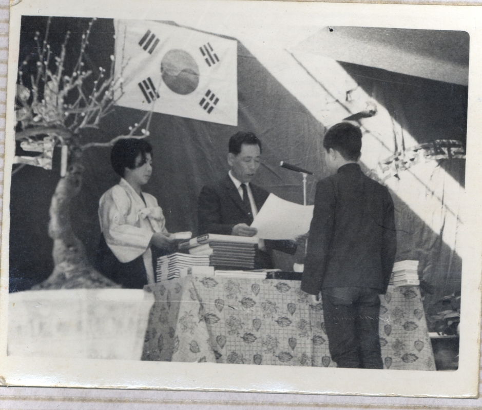 졸업식4(70년대).jpg