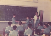 학우돕기 성품 전달광경