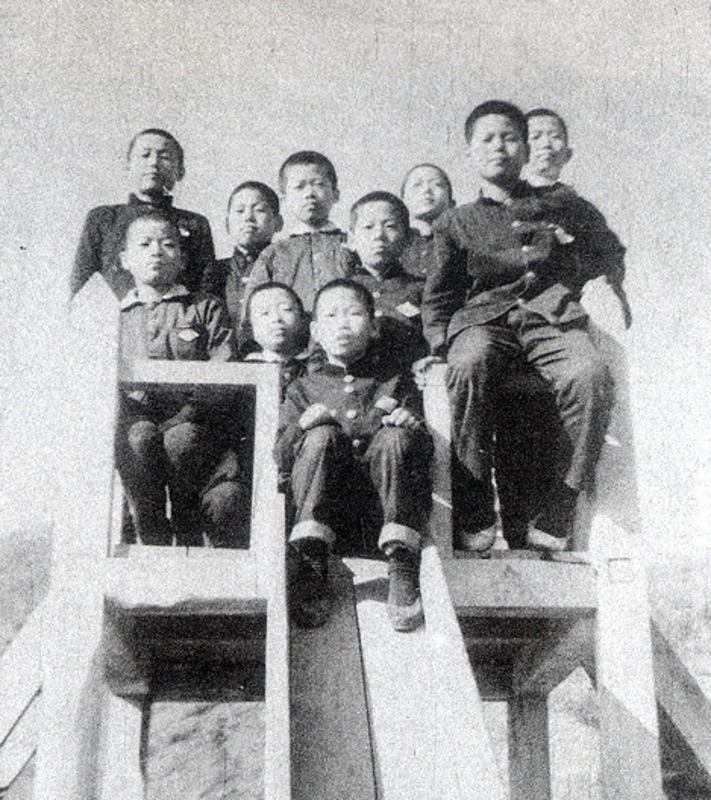 남자단체4(68').jpg