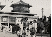 수회초등학교 팔봉분교장 선생님과 학생들