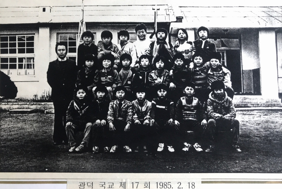 17회 졸업사진.jpg