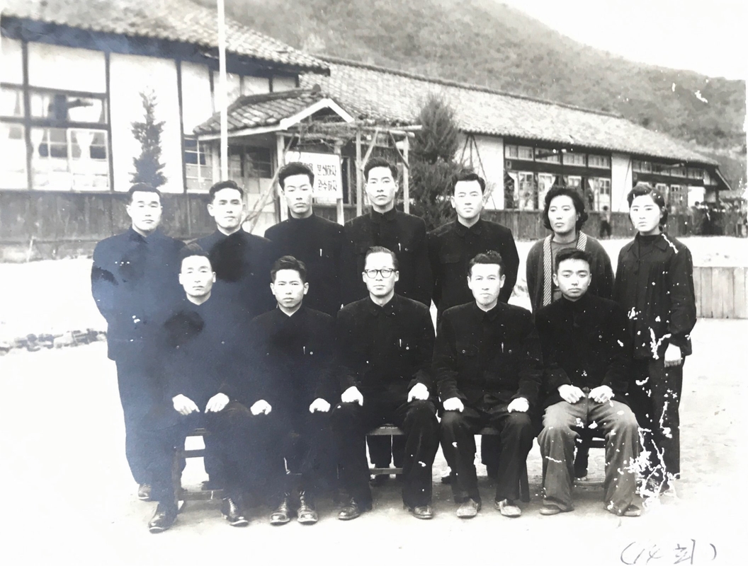 14회 졸업사진 (2).jpg