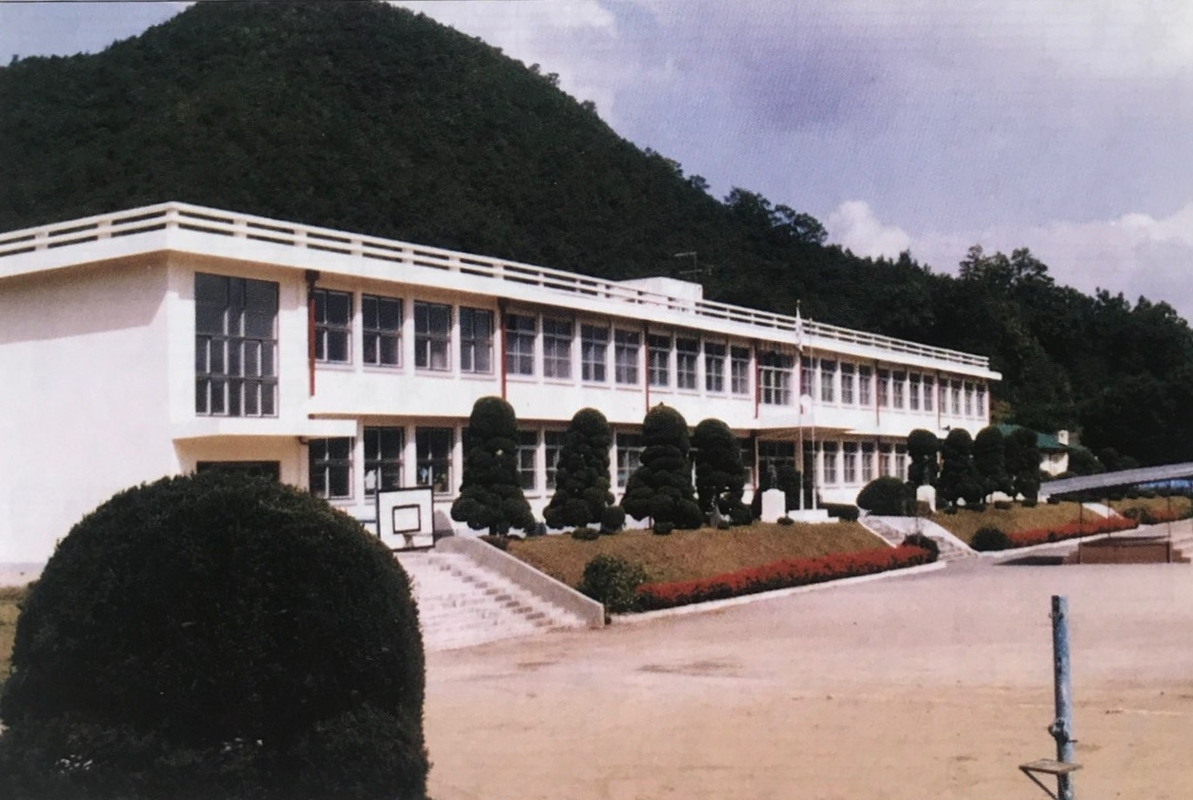 덕평초 신교사.jpg