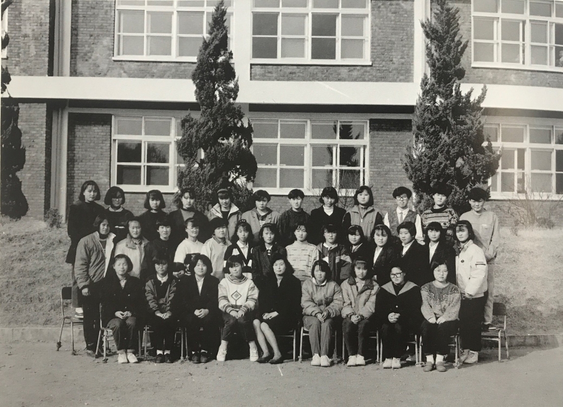 3-2 (1992).jpg