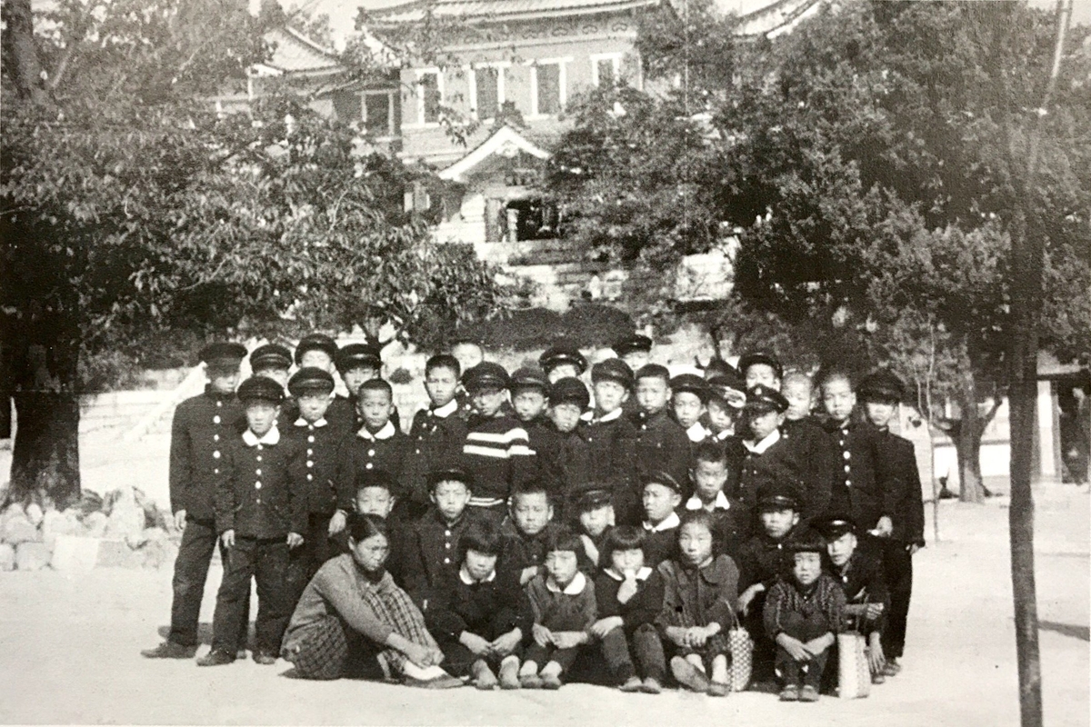 1966학생사진 (4).jpg
