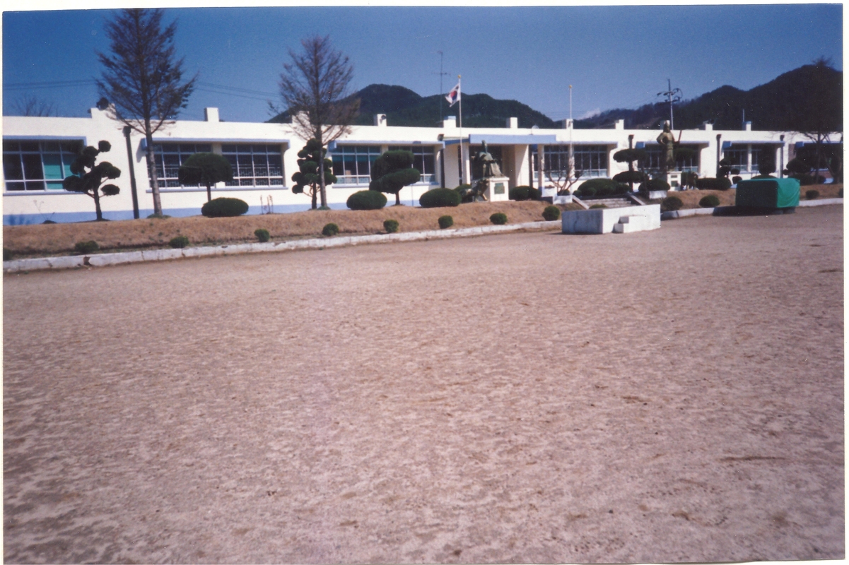 2000년대-학교전경.jpg