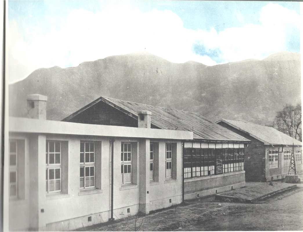 1969년 학교 전경.jpg