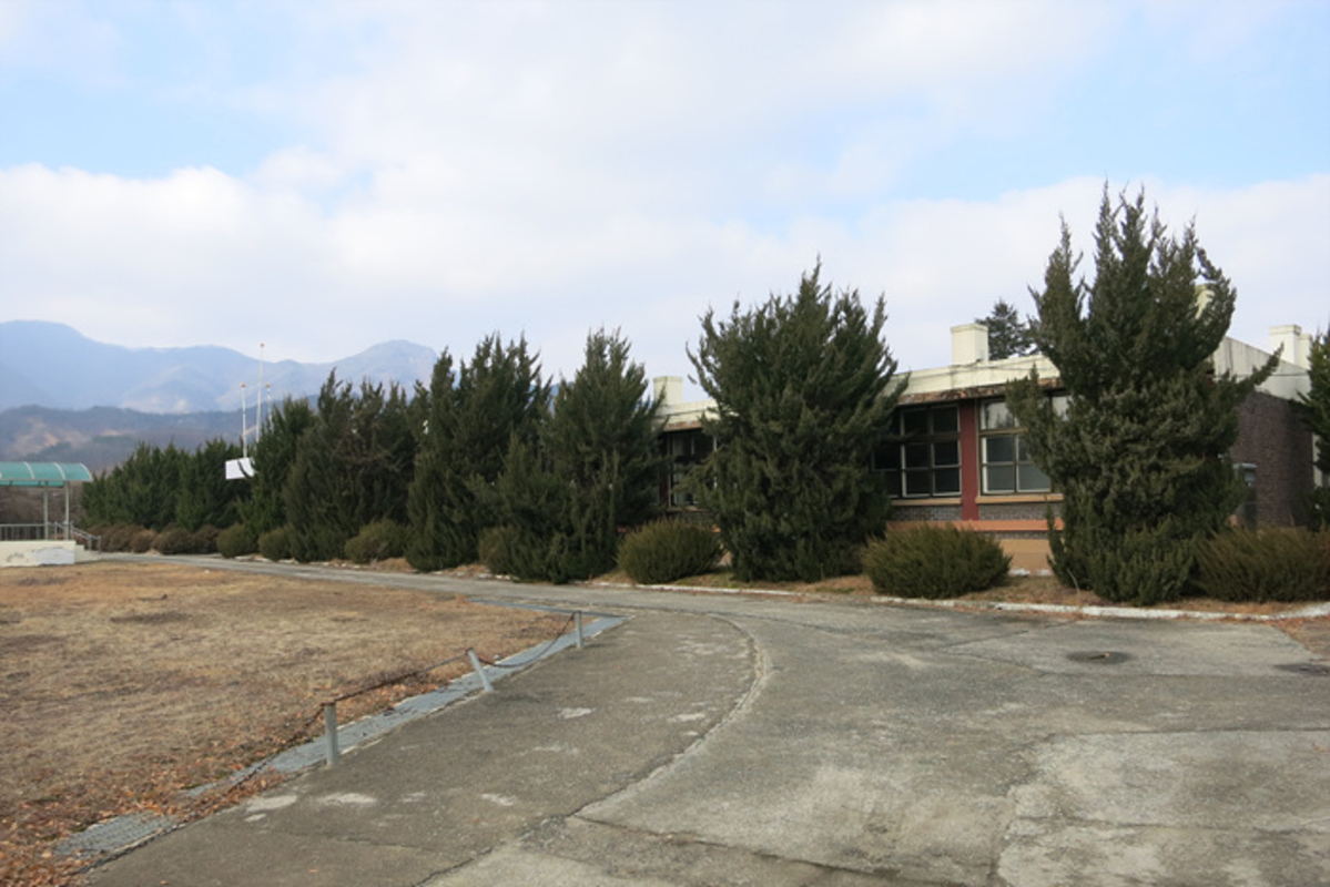20200115-ClosedSchool (41).jpg