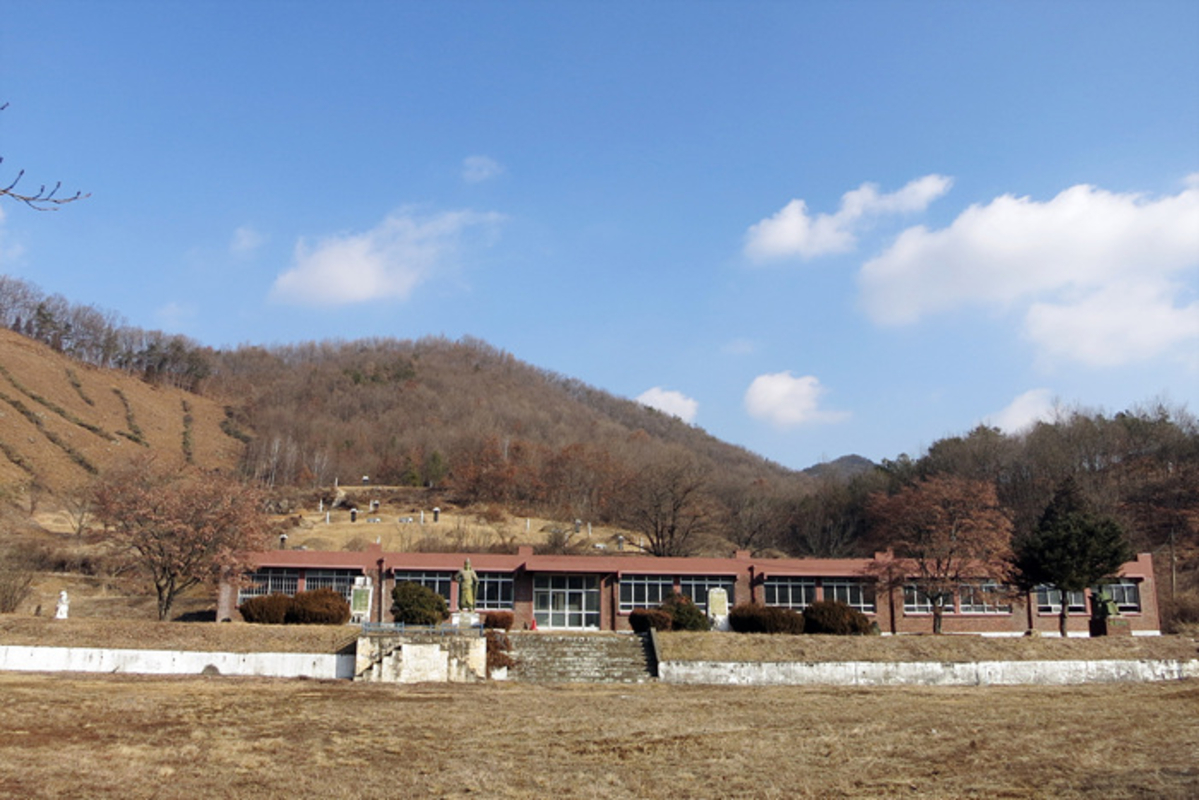 20200115-ClosedSchool (69).jpg