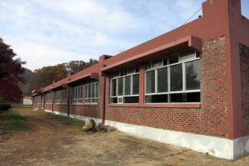 화성초 전경