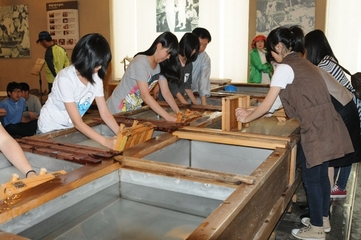 2012년 수학여행 한지체험(단산고등학교)