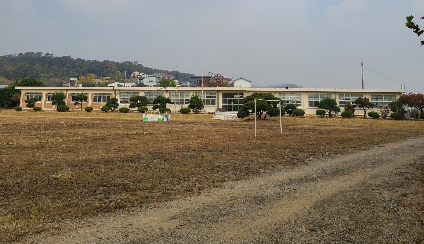 옥산초소로분교2.jpg