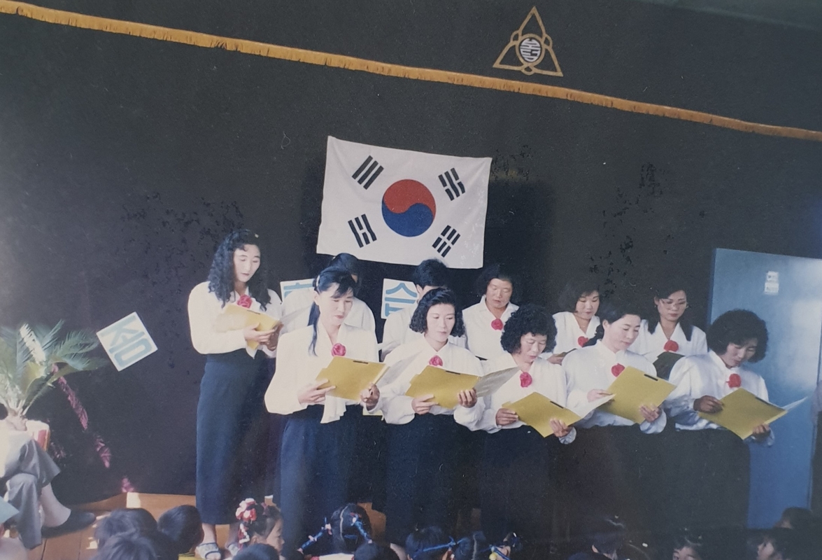 어머니 합창단.jpg