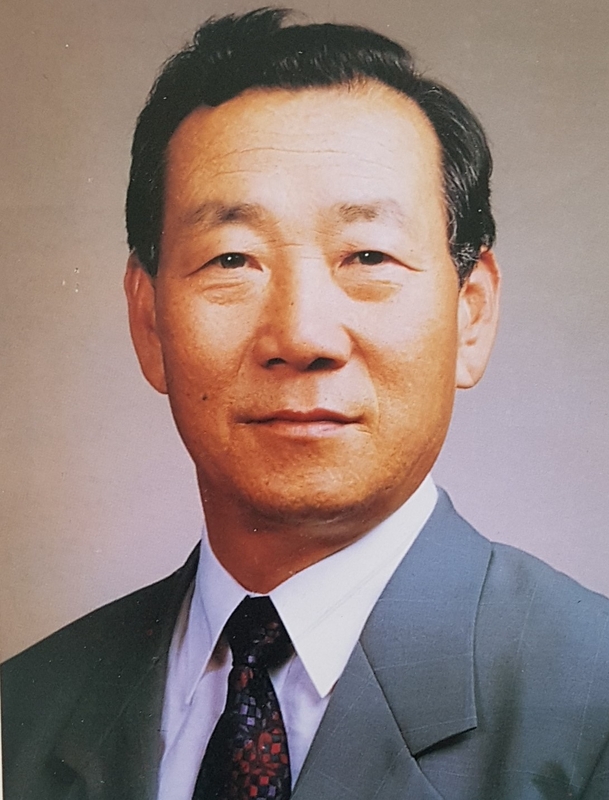 정지환 교감선생님(용문중)-1995.12.31.jpg