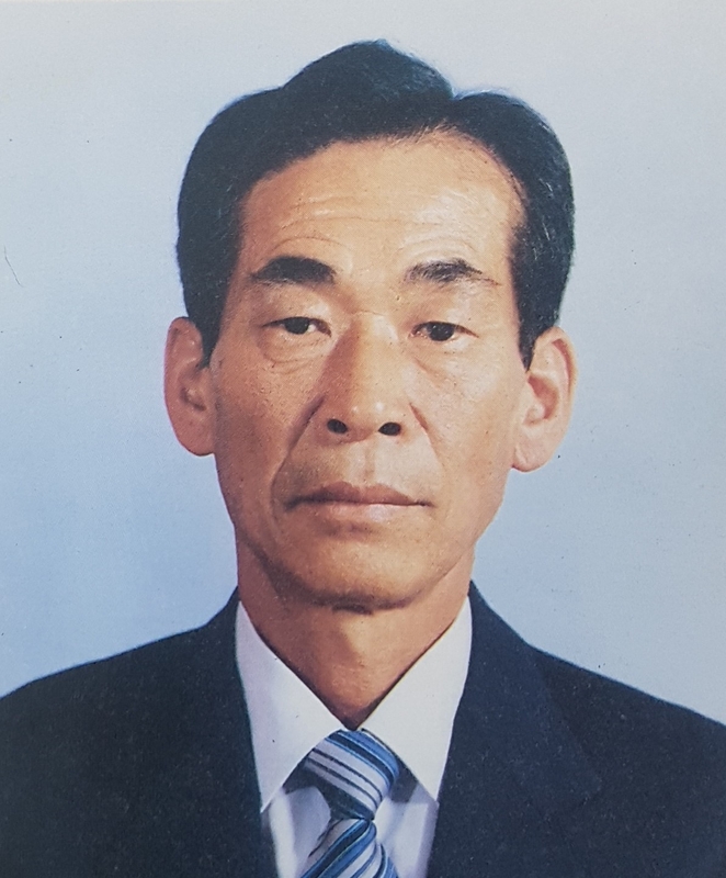 최순길 교장선생님(용문중)-1984.12.31.jpg