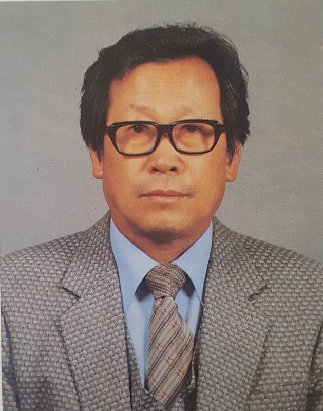 강대숙 교감선생님(용문중)-1983.12.31.jpg
