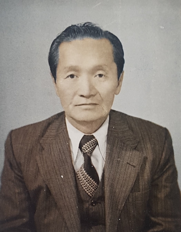 손일성 교장선생님(용문중)-1978.12.31.jpg