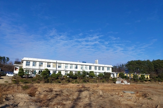 동이중학교 폐교 최근 전경