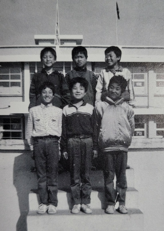대소원초졸업앨범1987학급6-2모습2.jpg