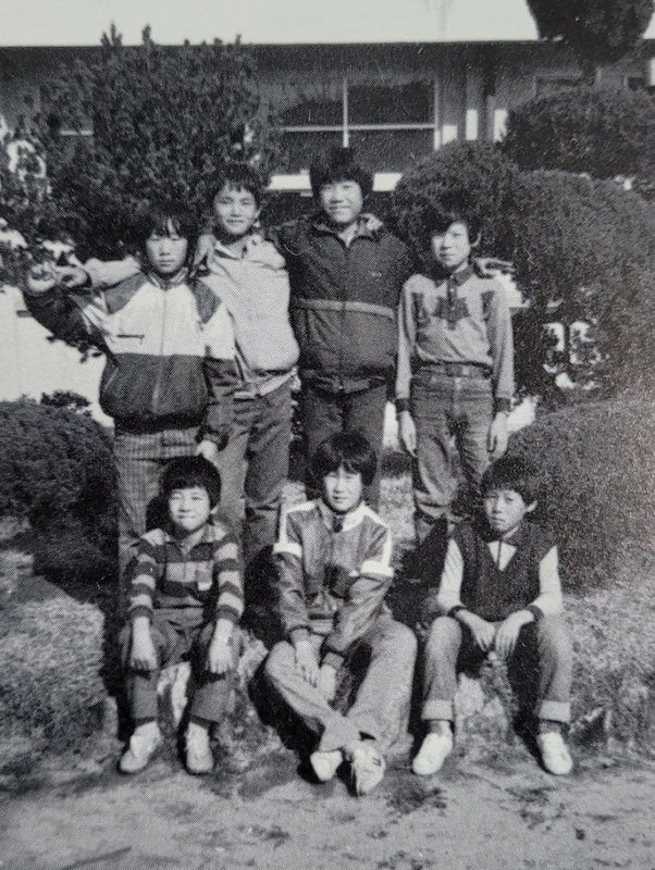 대소원초졸업앨범1987학급6-2모습3.jpg