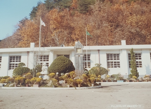 내북초등학교 이원분교장 학교 사진(1982)