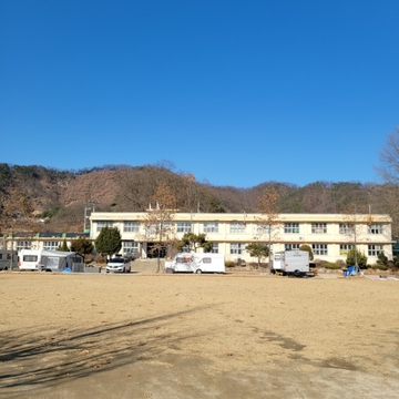 엄정초등학교 목계분교장 현재전경